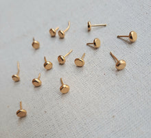 Load image into Gallery viewer, GOLDPLATED MATTE PUSH FIT LABRET