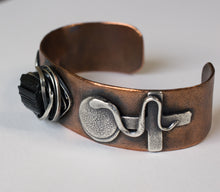 Load image into Gallery viewer, GODESS CUFF BRACELET IN COPPER WITH SILVER AND RAW TOURMALINE