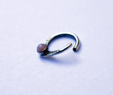 Load image into Gallery viewer, patterned teardrop piercing ring in sterling silver with gemstone