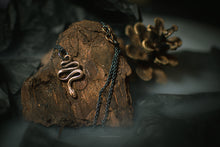 Load image into Gallery viewer, SERPENT necklace in bronze with oxidized silver chain