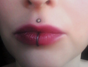 SILVER AND GOLD PUSH FIT LABRET