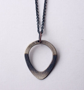 SILVER NECKLACE WITH COPPER DETAIL