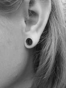 DOUBLE FLARED TUNNELS IN SILVER