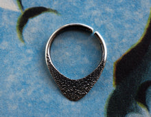 Load image into Gallery viewer, STERLING SILVER SEPTUM PIERCING RING