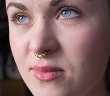 Load image into Gallery viewer, 18K GOLD PLATED TWIST OPEN SEPTUM RING