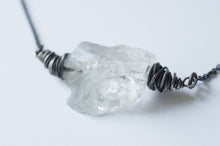 Load image into Gallery viewer, CRYSTAL QUARTZ NECKLACE
