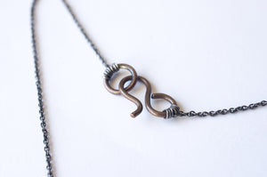SILVER NECKLACE WITH COPPER DETAIL